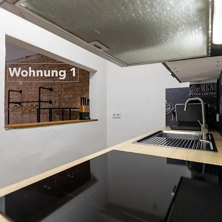 Neu Renovierte Innenstadt-wohnung * Würzburg